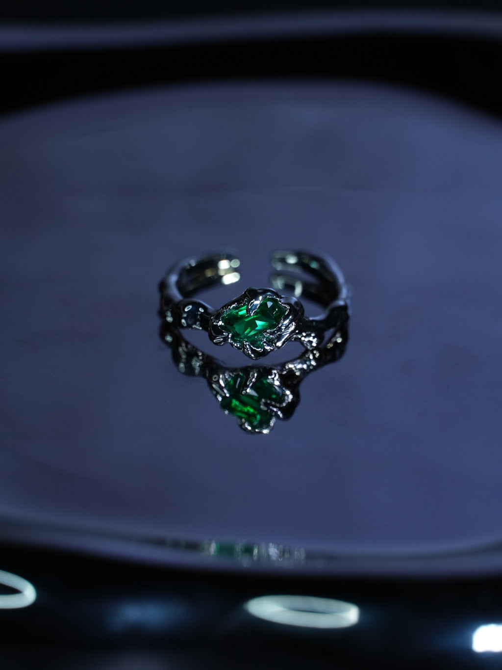 VERDANT GRASP