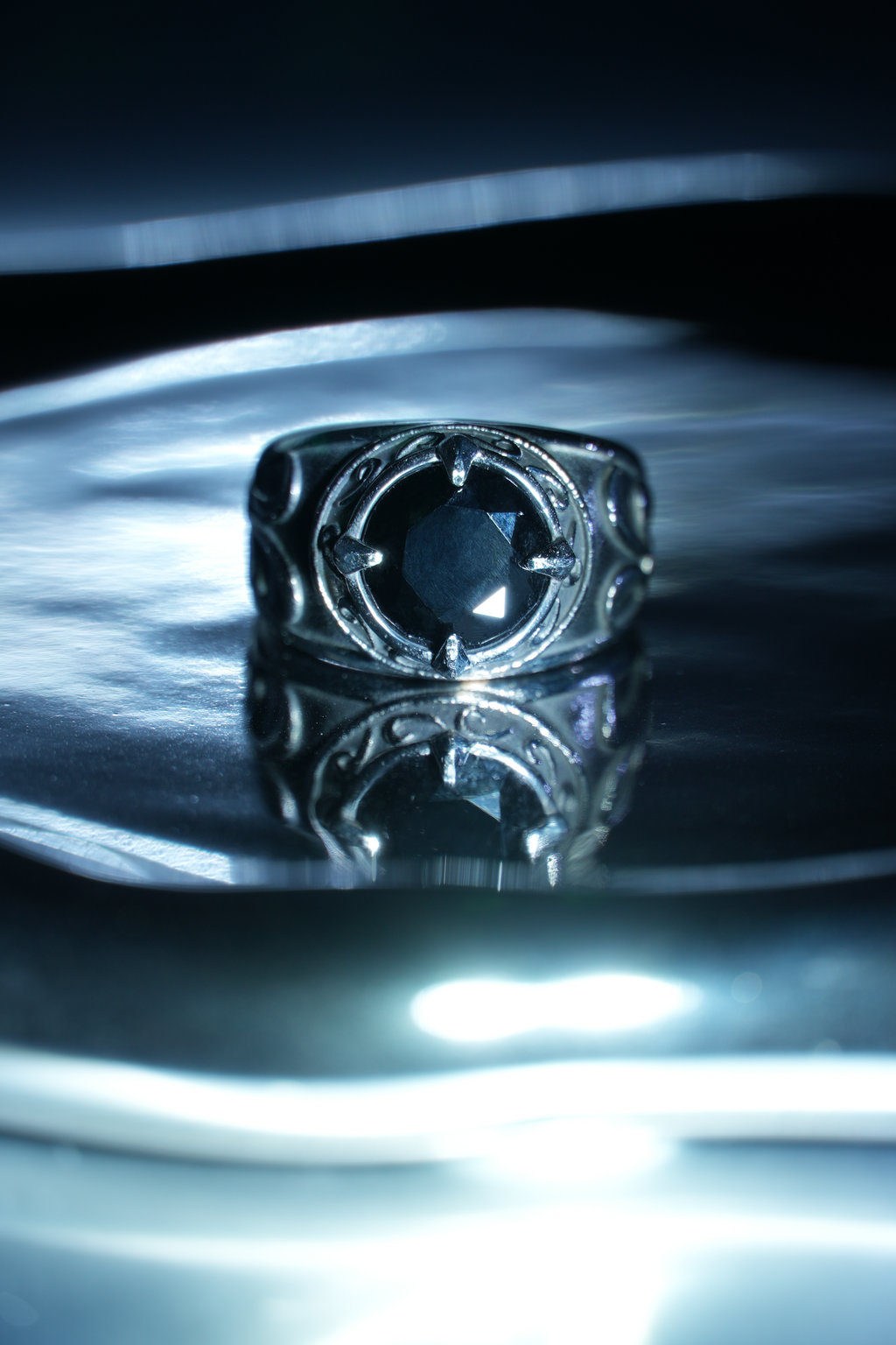 NIGHTFALL SIGNET